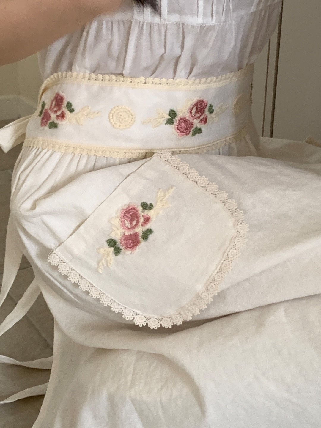 Timeless Cottage Apron